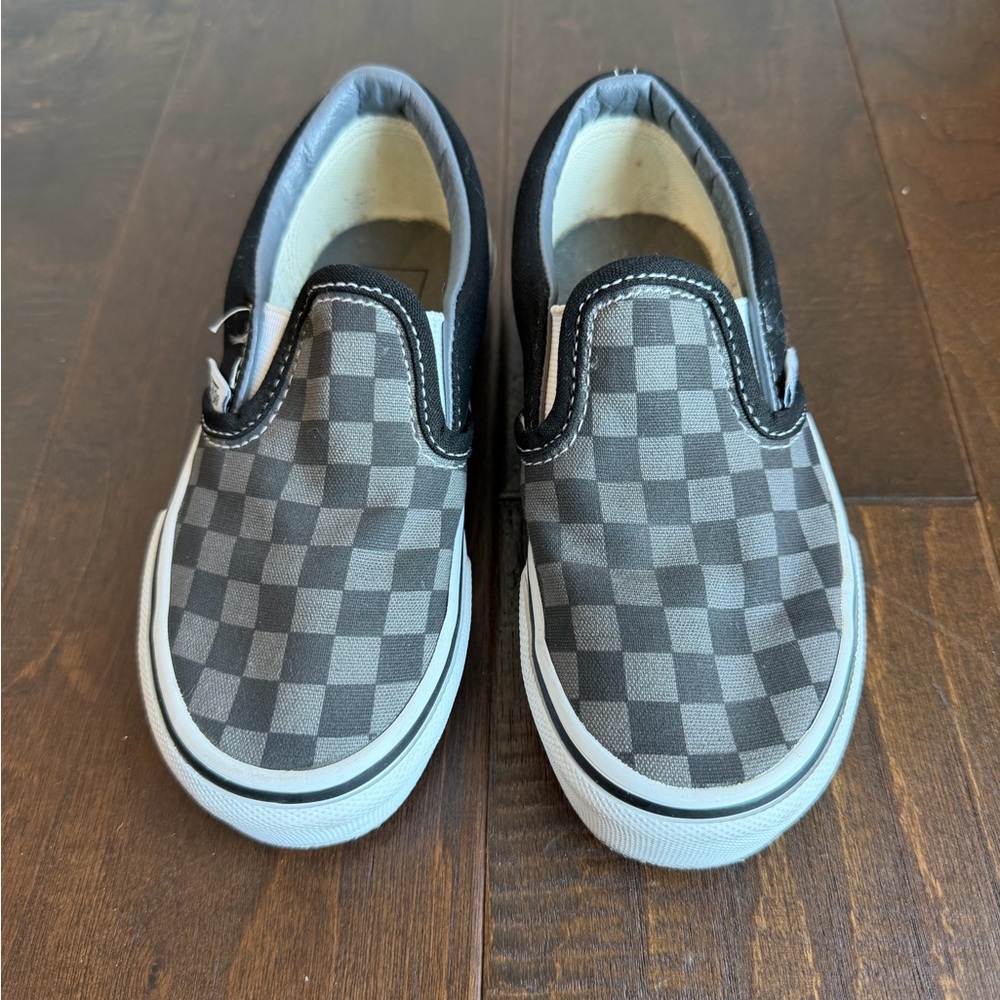 Kids Vans Classic Checkered Slip-On Sneakers - Picture 2 of 7
